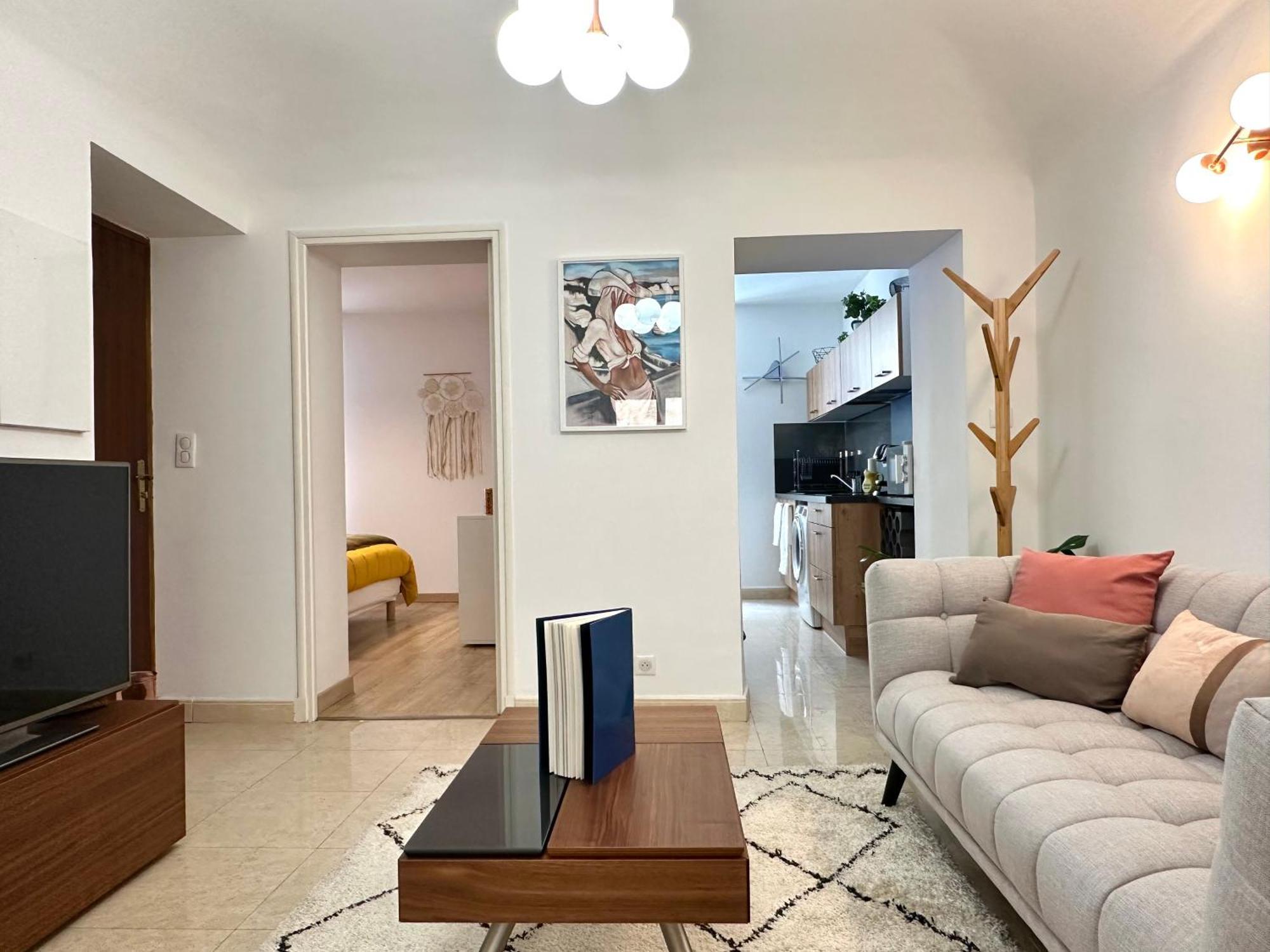 Apartment Magnifique Deux Pieces Au Coeur D Ajaccio *